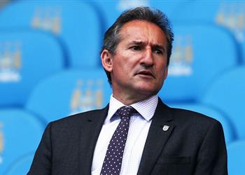 بيجريستين يكشف الفارق بين مانشستر سيتي وبرشلونة