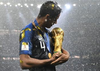 فاران يرفض التعليق على غيابه عن قائمة ذا بيست