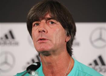 لوف يعلن غياب نجم ألمانيا عن مباراة بيرو