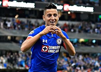 مانشستر يونايتد يراقب موهبة مكسيكية