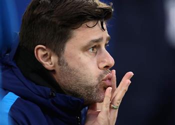 أياكس يرفض عرض توتنهام لضم هدف برشلونة