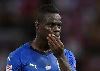 رايولا يهاجم ساكي بسبب بالوتيلي