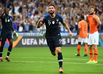 فيديو جيرو يضرب رقم زيدان مع منتخب فرنسا بعد التسجيل أمام هولندا