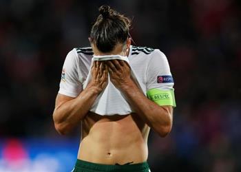 جيجز يدافع عن قراره باختيار بيل لقيادة ويلز أمام الدنمارك