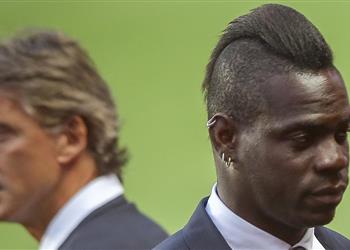 استبعاد بالوتيلي من قائمة إيطاليا لمواجهة البرتغال للإصابة