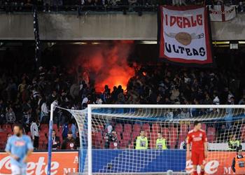 رئيس نابولي يفجر أزمة بشأن ملعبه قبل مواجهة ليفربول بدوري أبطال أوروبا