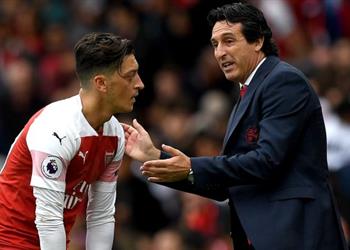 إيمري أوزيل مازال قادر ا على التحسن خاصة بعد اعتزاله دولي ا