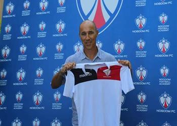 رئيس النجوم يعلن عبر بطولات استقالة المدير الفني