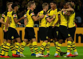 بوروسيا دورتموند يتصدر البونسدليجا مؤقتا بثلاثية في فرانكفورت