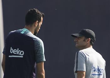 مساعد فالفيردي يكشف سبب التغييرات في تشكيل برشلونة امام سوسيداد