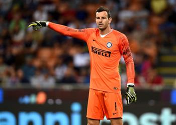 حارس إنتر ميلان يوجه اللوم لفريقه بعد الخسارة أمام بارما