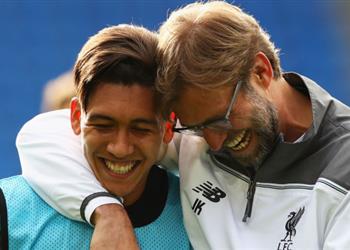 هل يشارك فيرمينيو في مباراة ليفربول وباريس سان جيرمان كلوب يجيب