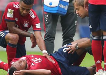 رومينيجه يطالب حكام البوندزليجا بحماية لاعبي بايرن ميونيخ