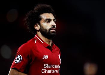 بالفيديو تصرف غريب من محمد صلاح بعد هدف فيرمينيو أمام سان جيرمان