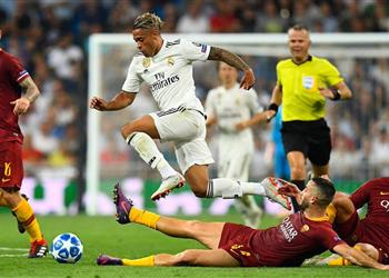 ماريانو يوجه رسالة لإنريكي ويعلق على طرد رونالدو أمام فالنسيا