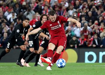 ميلنر ليفربول يلعب بطريقة جماعية بسبب كلوب