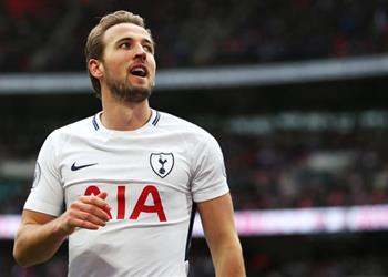 لاعبو توتنهام يتمردون بسبب هاري كين