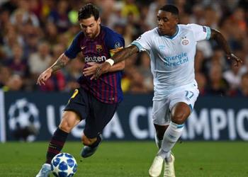 نجم آيندهوفن يثير اهتمام برشلونة وميلان