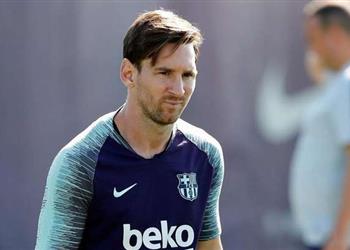 ميسي يتخذ قرار ا تجاه طبيبه الإيطالي