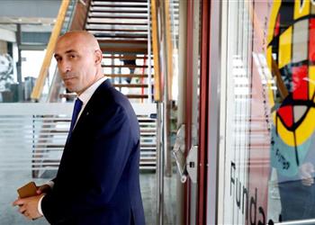 برشلونة يشعل حرب كلامية بين الاتحاد الإسباني ورابطة الليجا