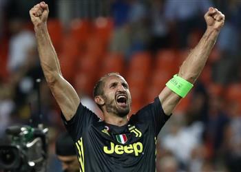 كيليني يوفنتوس نجح في إدارة مباراة فروزينوني وديبالا قدم أداء كبير