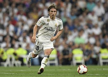 أوليفر كان مودريتش هو الأقرب للفوز بجائزة أفضل لاعب