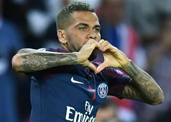 ألفيس الإصابة من أصعب اللحظات في حياتي