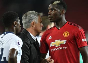 مورينيو يعترف بوجبا لن يحمل شارة القيادة في مانشستر يونايتد