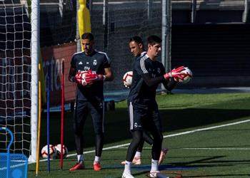 كورتوا يوضح حقيقة نظام المداورة في حراسة ريال مدريد