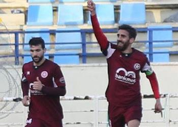 قائد النجمة اللبناني الأهلي الأفضل عربي ا ولدينا طموحات كبيرة