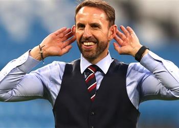 ذا صن مدرب إنجلترا يوافق على تجديد عقده