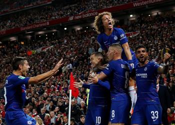 هازارد يكشف ما قاله كانتي على دكة البدلاء أمام ليفربول في كأس الرابطة