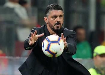 نجم برشلونة السابق يقترب من ميلان في يناير