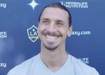 فيديو إبراهيموفيتش فوز محمد صلاح بجائزة بوشكاش هدف رونالدو أفضل