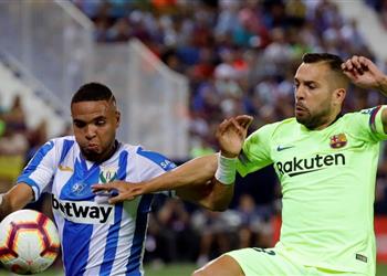 برشلونة يستهدف بديل لألبا في يناير