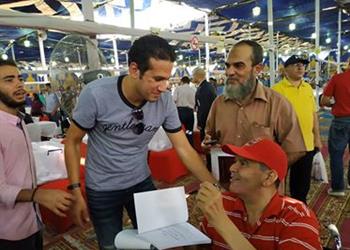 محمد فضل ينال إشادة عمومية الأهلي خلال تصويته على اللائحة الأساسية