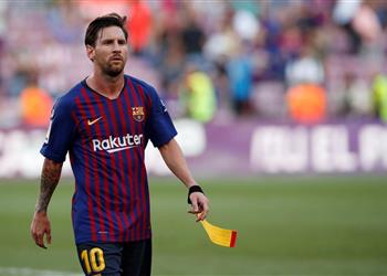 ميسي برشلونة يجب أن يتحسن دفاعيا