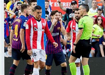 موندو ديبورتيفو تدعم ميسي وترصد سلوك لاعبي بيلباو تجاه الحكم