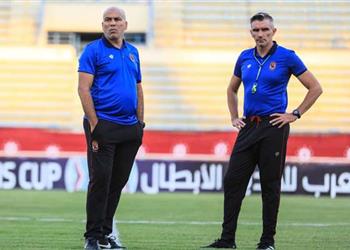 خاص كارتيرون يكافئ متألقي النجمة بالاستمرار في تشكيل الأهلي أمام وفاق سطيف