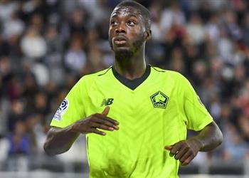 مهاجم ليل يرد على اهتمام برشلونة