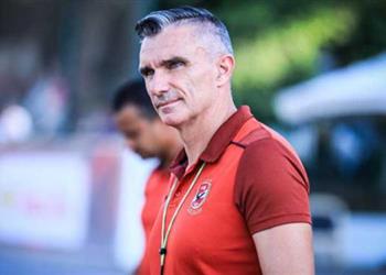 مران الأهلي كارتيرون يحاضر اللاعبين بالفيديو قبل مواجهة وفاق سطيف