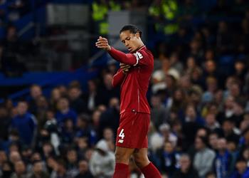 فان دايك يطمئن جماهير ليفربول على إصابته