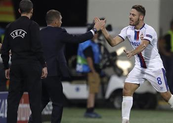 لاعب سسكا موسكو مودريتش يستحق جائزة الأفضل في العالم