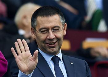 برشلونة يجدد اهتمامه بضم مدافع إنتر ميلان