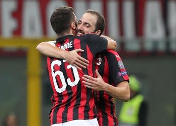 فيديو كوتروني يتألق ويقود ميلان لقلب الطاولة على أولمبياكوس في غياب كوكا