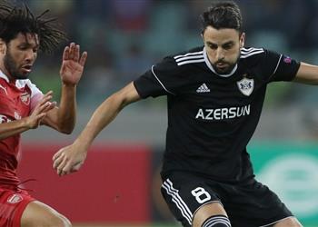 فيديو تقييم متوسط لمحمد النني بعد فوز آرسنال على كارباكا بالدوري الأوروبي