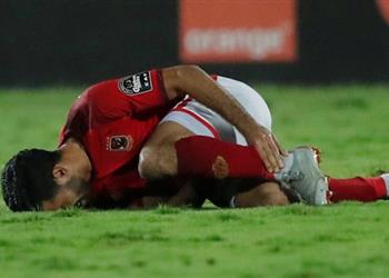 خاص علي معلول يتقدم بطلب لمدرب الأهلي بسبب إصابته