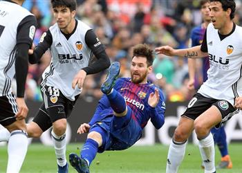 فالنسيا الضحية الم فضلة لميسي في الدوري الإسباني