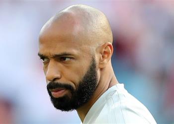 تييري هنري م رشح لتدريب أستون فيلا