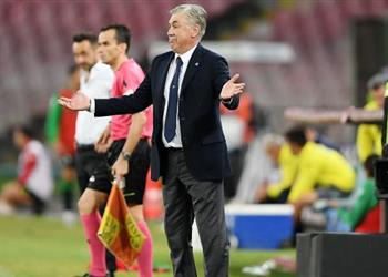 أنشيلوتي يمكننا التنافس مع يوفنتوس حتى النهاية كوليبالي وإينسيني في حالة جيدة